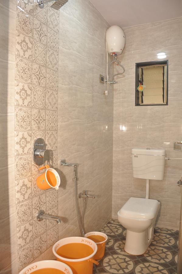 Hunjar House Hotel Панвел Экстерьер фото